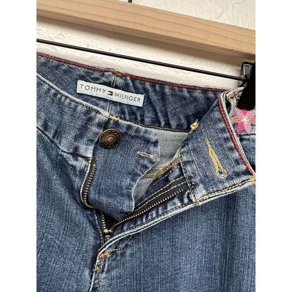Tommy Hilfiger 2005  Retro Hippie Flower Flare  Embroidered Jeans Size 8 - Picture 4 of 7